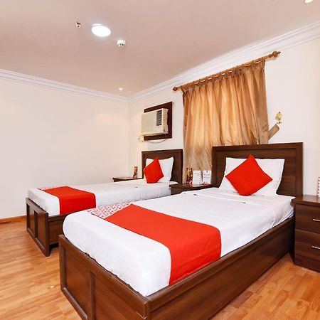 Oyo 416 Bonais Hotel Эль-Хаса Экстерьер фото
