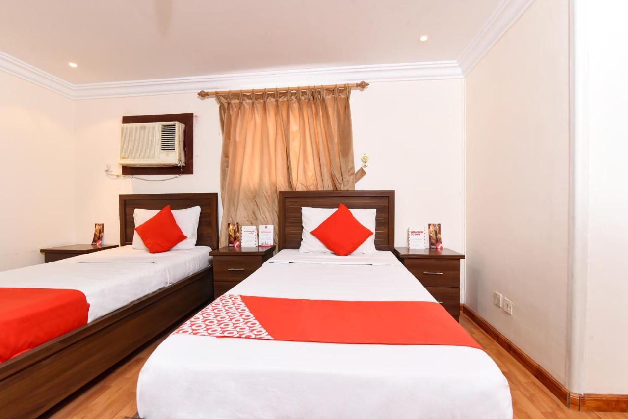 Oyo 416 Bonais Hotel Эль-Хаса Экстерьер фото