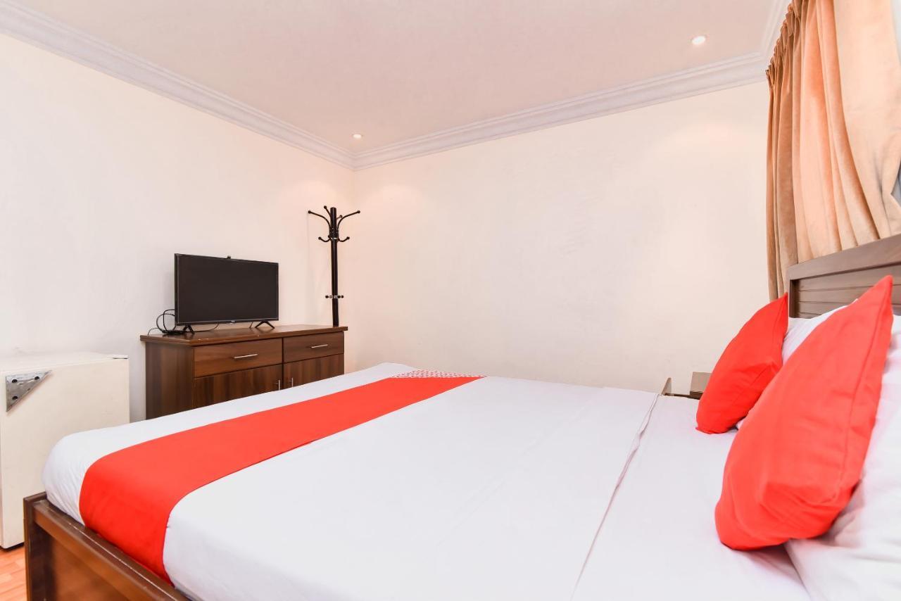 Oyo 416 Bonais Hotel Эль-Хаса Экстерьер фото