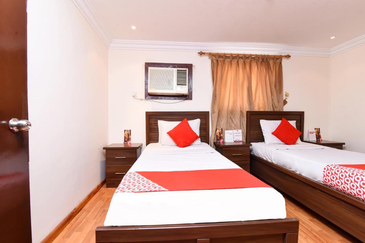 Oyo 416 Bonais Hotel Эль-Хаса Экстерьер фото